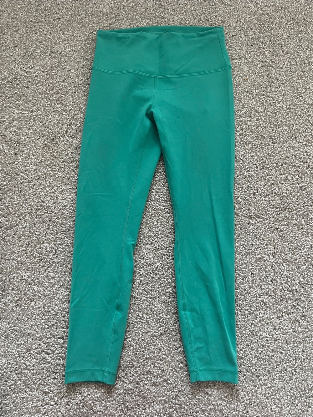 Lululemon Kelly Green Wunder Train HR Tight 25" Size 8